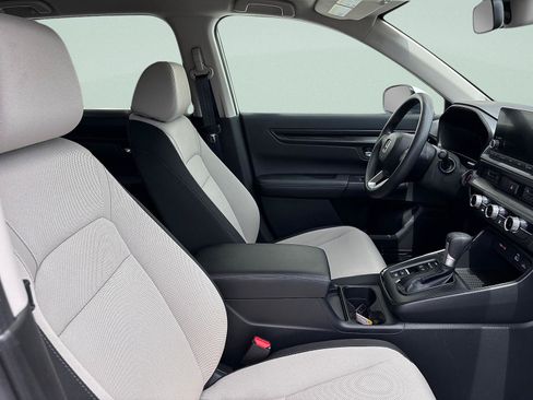Certified 2025 Honda CR-V LX image 31