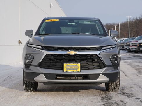 Used 2025 Chevrolet Blazer LT image 8