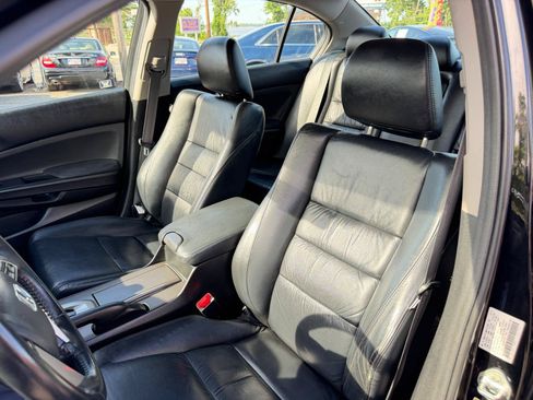 Used 2011 Honda Accord SE image 13