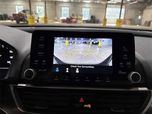 Used 2019 Honda Accord LX image 54