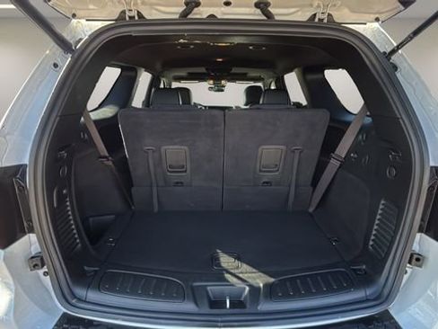 Used 2024 Dodge Durango GT image 32