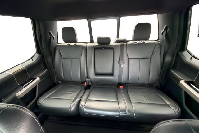 Used 2022 Ford F250 Lariat w/ Black Appearance Package AWD/4WD image 13