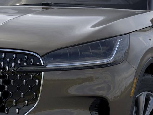 New 2025 Lincoln Aviator Premiere image 18