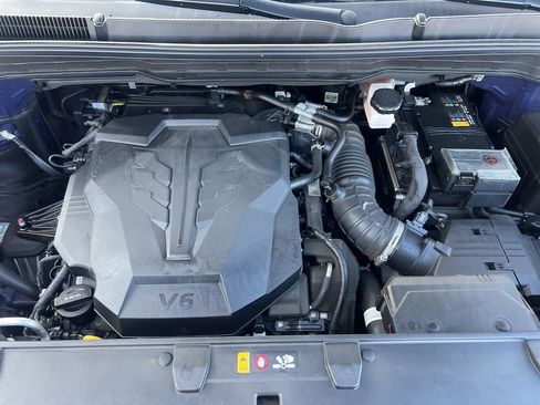 Certified 2024 Kia Carnival LX image 25