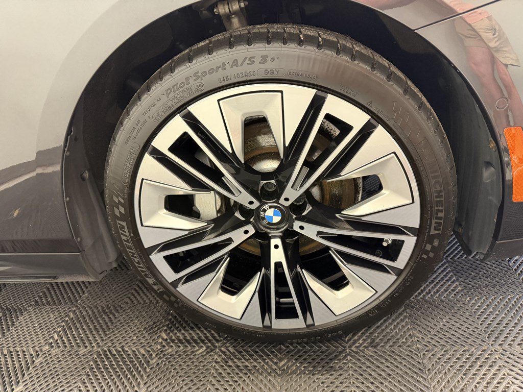 Used 2024 BMW 530i xDrive w/ Premium Package AWD/4WD image 27