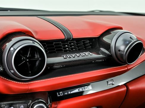 Used 2023 Ferrari 812 GTS RWD image 38