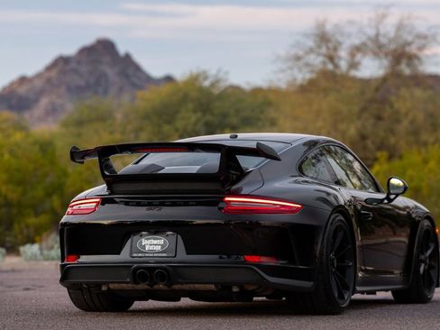 Used 2018 Porsche 911 GT3 image 26
