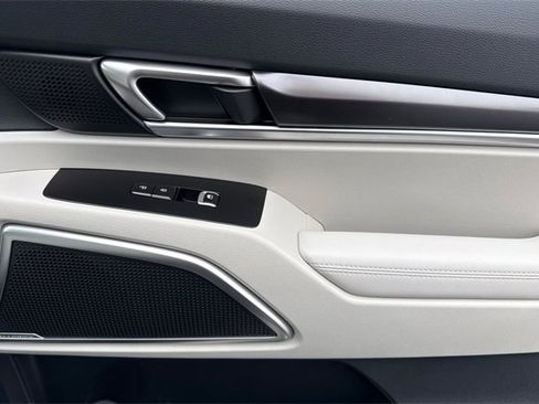 New 2025 Kia Telluride S image 21