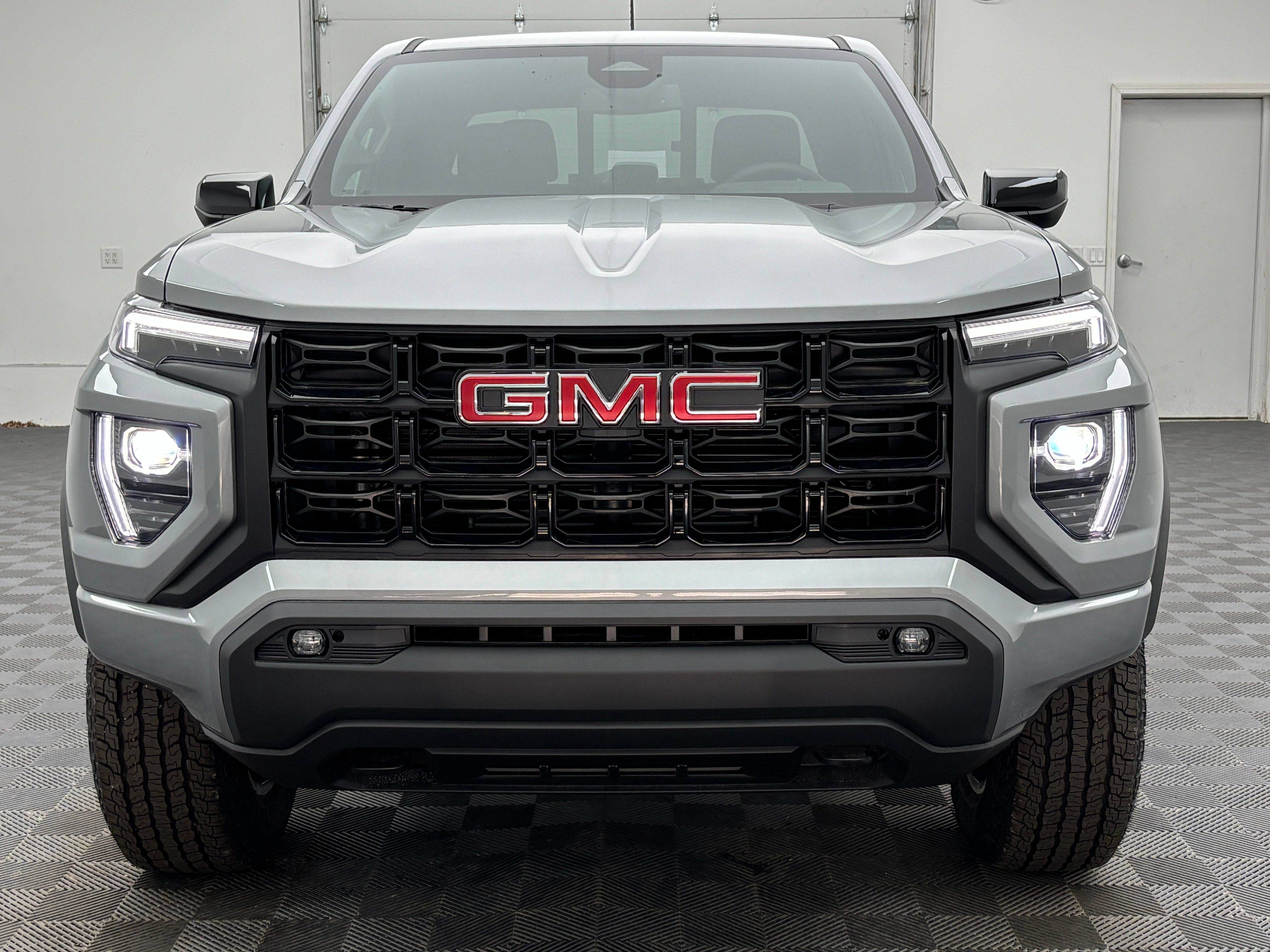 New 2026 GMC Canyon Elevation w/ Convenience Package RWD image 14