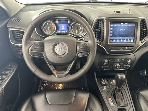 Used 2022 Jeep Cherokee Trailhawk w/ Trailer Tow Group image 21