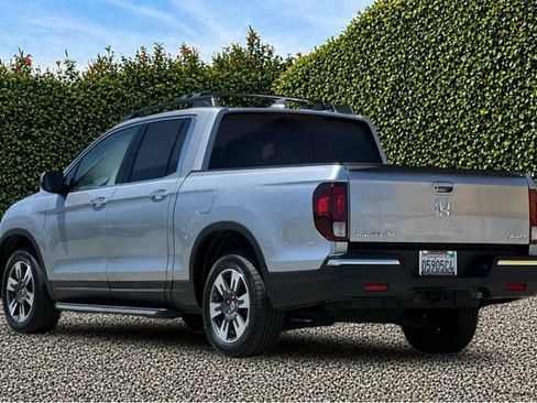 Used 2017 Honda Ridgeline RTL-E image 7