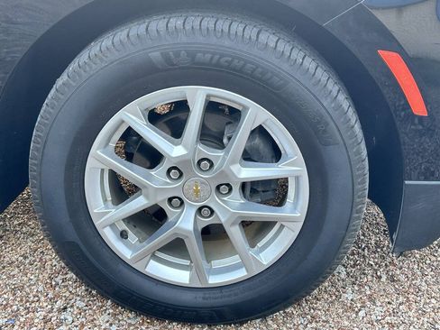 Used 2022 Chevrolet Equinox LS w/ LS Convenience Package FWD image 19