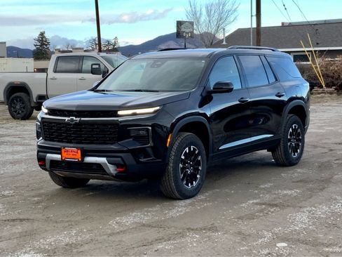 New 2026 Chevrolet Traverse Z71 w/ Enhanced Driving Package image 1