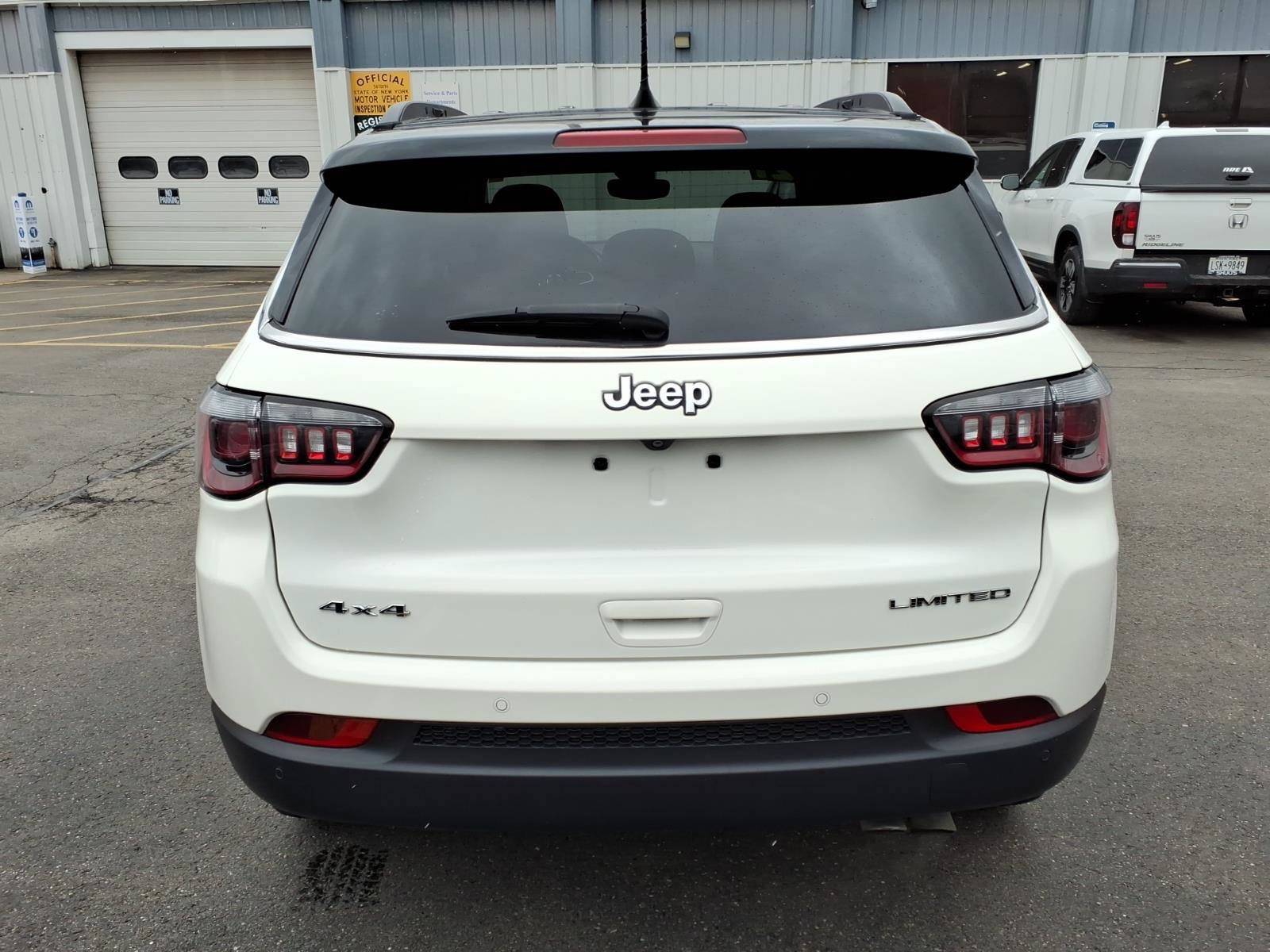 Used 2021 Jeep Compass Limited AWD/4WD image 6