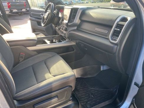 Used 2022 RAM 1500 Big Horn AWD/4WD image 38