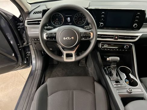 Used 2022 Kia K5 LXS FWD image 19