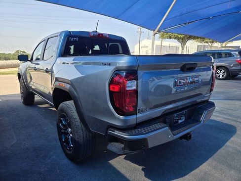 Used 2023 GMC Canyon Elevation w/ Elevation Premium Package AWD/4WD image 3