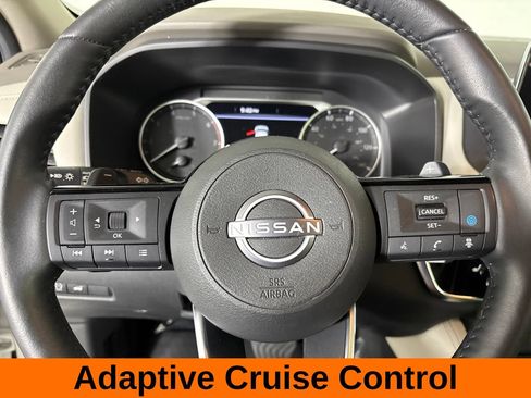 Used 2023 Nissan Rogue SL AWD/4WD image 16
