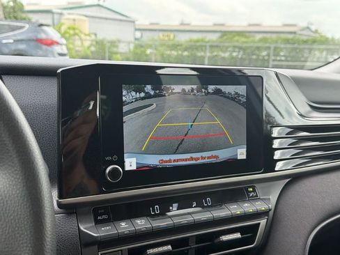 Certified 2025 Toyota Camry LE image 30