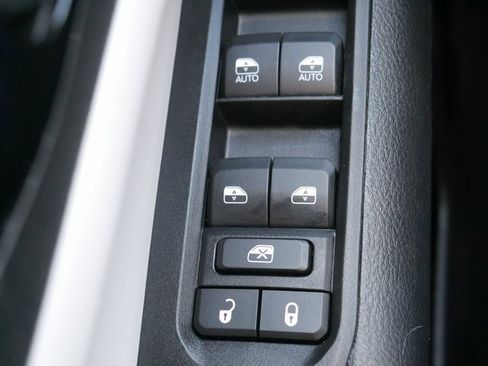 Used 2022 Jeep Compass Limited w/ Sun and Sound Group image 27