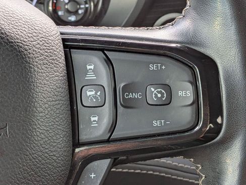Used 2022 RAM 1500 Limited AWD/4WD image 18