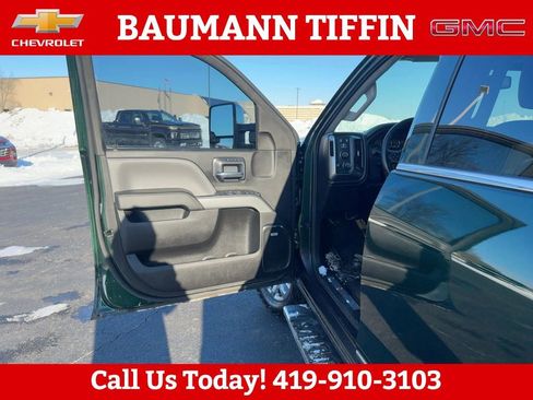Used 2015 Chevrolet Silverado 2500 LTZ w/ Duramax Plus Package AWD/4WD image 5