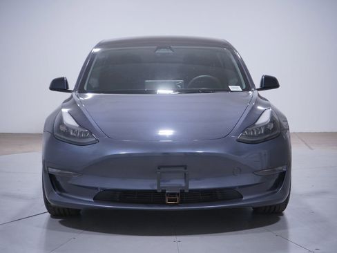 Used 2023 Tesla Model 3 Performance image 4