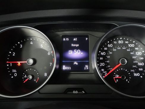 Used 2021 Volkswagen Tiguan SE R-Line image 33