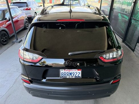 Used 2019 Jeep Cherokee Latitude Plus image 15