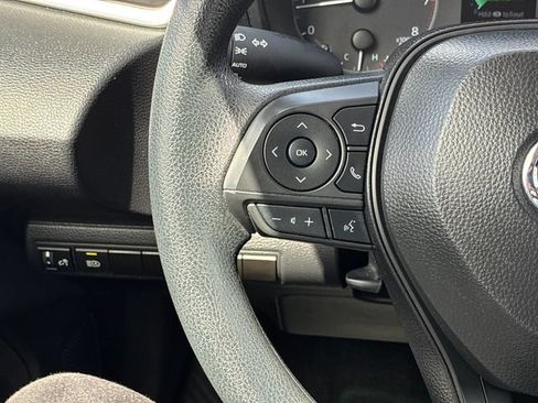 Used 2025 Toyota Corolla LE FWD image 22