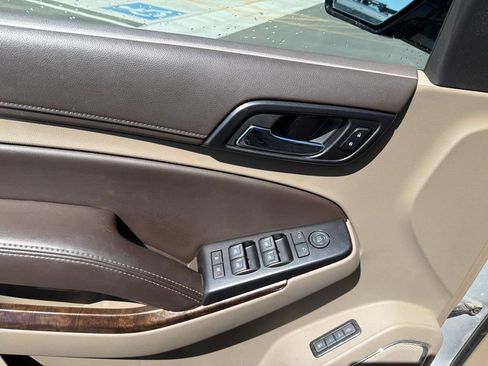 Used 2018 Chevrolet Tahoe LT AWD/4WD image 12