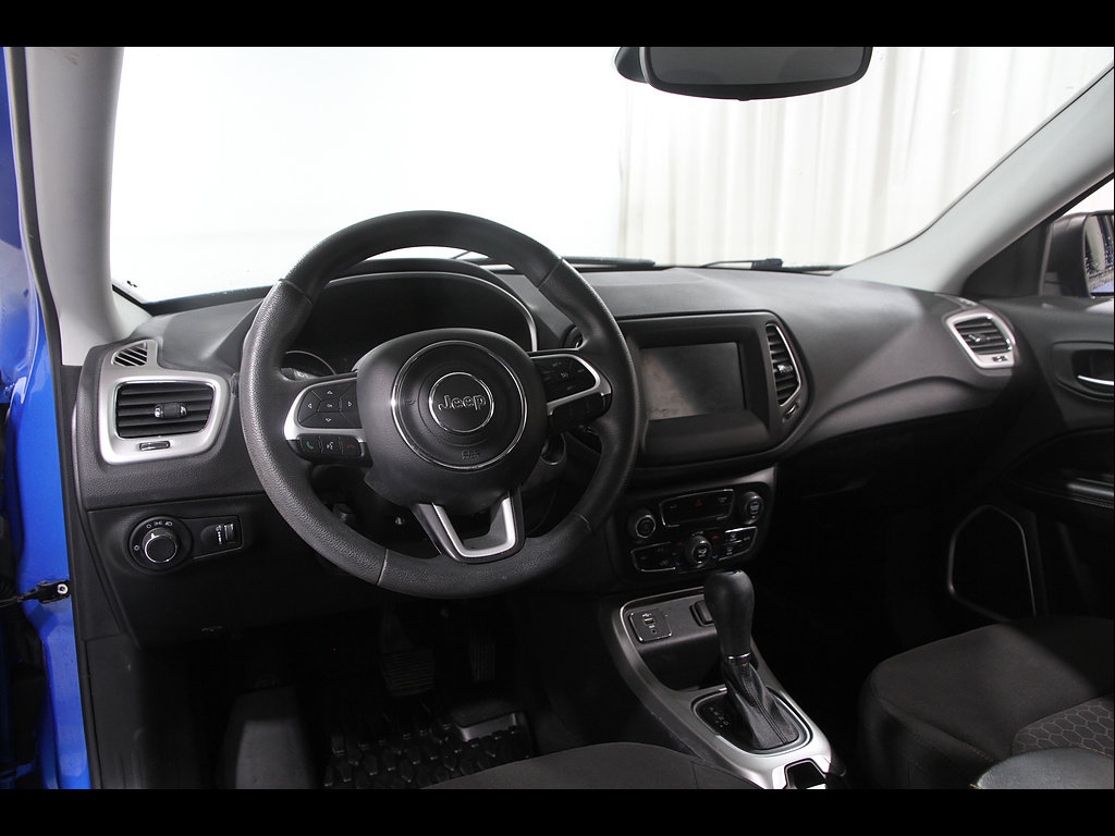 Used 2021 Jeep Compass Sport FWD image 6