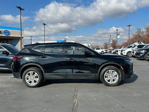 Used 2021 Chevrolet Blazer LT image 2