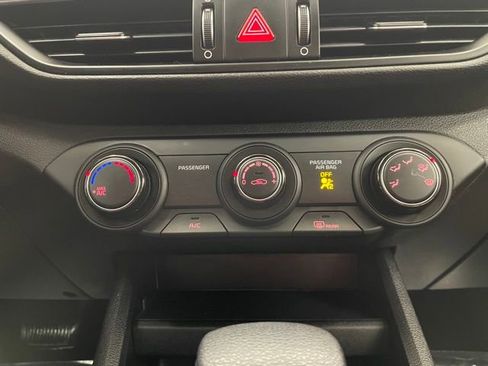 Used 2020 Kia Forte LXS image 5