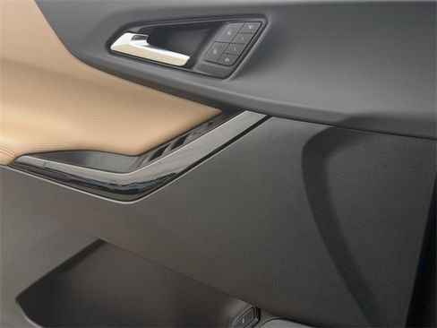 New 2026 Chevrolet Equinox ACTIV w/ Convenience Package III image 24