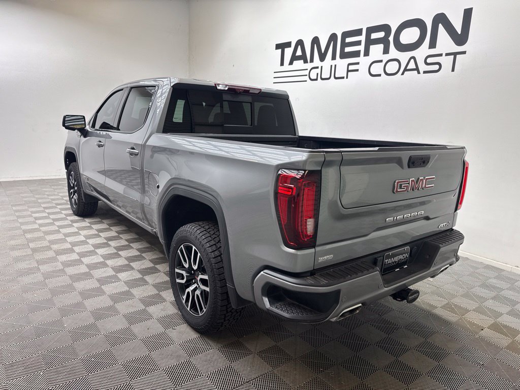 Used 2025 GMC Sierra 1500 AT4 w/ AT4 Premium Package AWD/4WD image 7