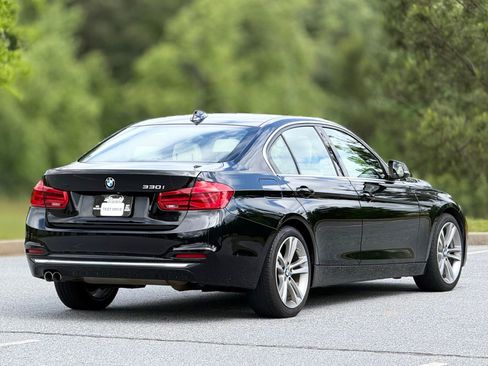 Used 2018 BMW 330i Sedan RWD image 9
