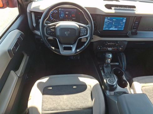 Certified 2023 Ford Bronco Wildtrak AWD/4WD image 12