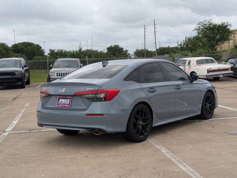 Used 2023 Honda Civic Sport image 5