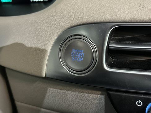 Used 2023 Hyundai Palisade Calligraphy image 23