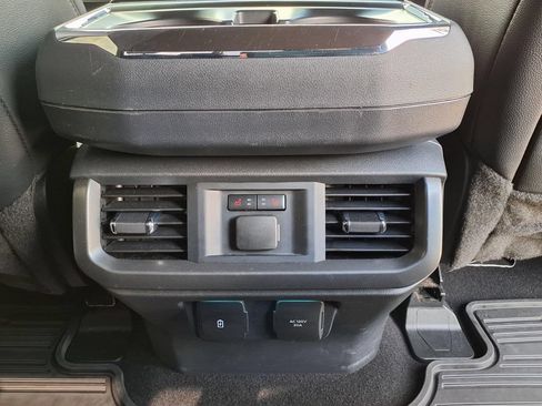 Used 2024 Ford F150 Lariat w/ Equipment Group 502A High AWD/4WD image 18