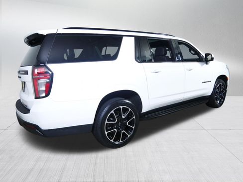 Used 2024 Chevrolet Suburban RST w/ Luxury Package AWD/4WD image 7