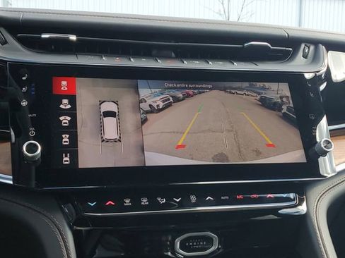 New 2026 Jeep Grand Cherokee Summit image 31