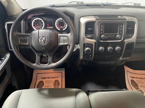 Used 2019 RAM 1500 Classic SLT image 4