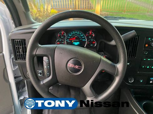 Used 2023 GMC Savana 2500 w/ Driver Convenience Package image 32