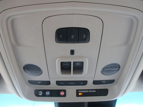 Used 2016 Cadillac XTS Luxury w/ Driver Awareness Package image 28