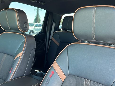 Used 2023 GMC Canyon AT4 AWD/4WD image 19