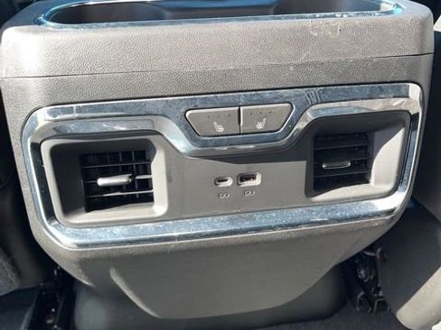 Used 2024 Chevrolet Silverado 1500 LTZ image 38