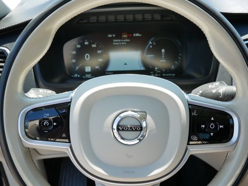 Used 2020 Volvo XC90 T8 Inscription AWD/4WD image 25