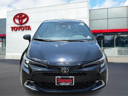 Used 2023 Toyota Corolla XSE FWD image 13
